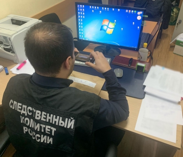 В Новоалександровске бывший заместитель начальника налоговой инспекции обвиняется в получении взятки в крупном размере